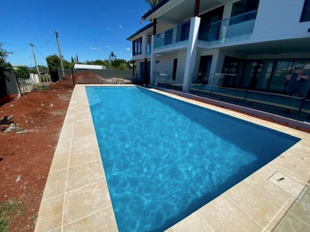 50/50 glass bead and pebble mix with blue oxide